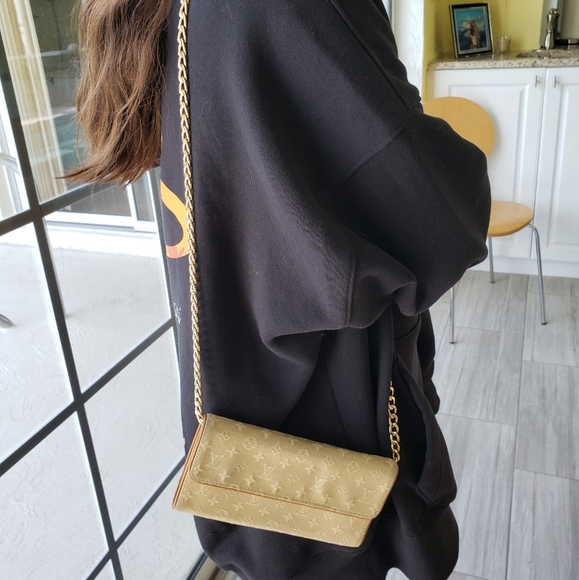 Authentic Louis Vuitton Monogram Canvas Mini Lin Long Wallet on chain - Picture 3 of 12